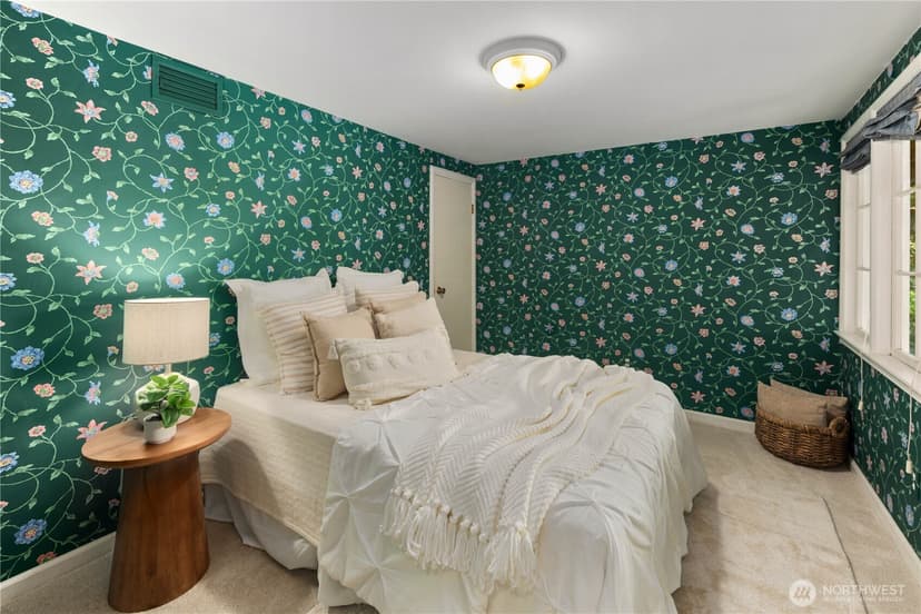 Property photo for 5125 NE Latimer Place, Seattle photo 24