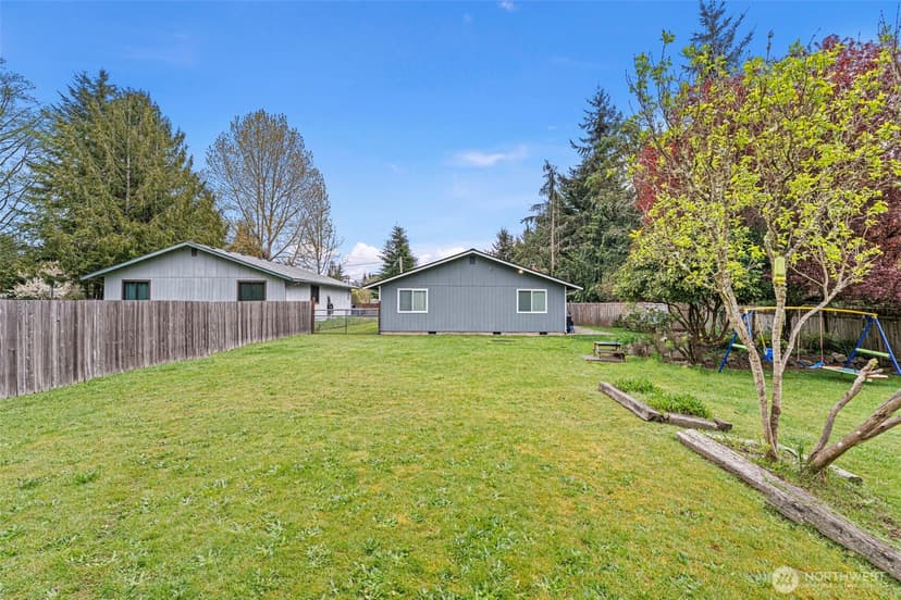 Property photo for 812 California Avenue SE, Port Orchard photo 25