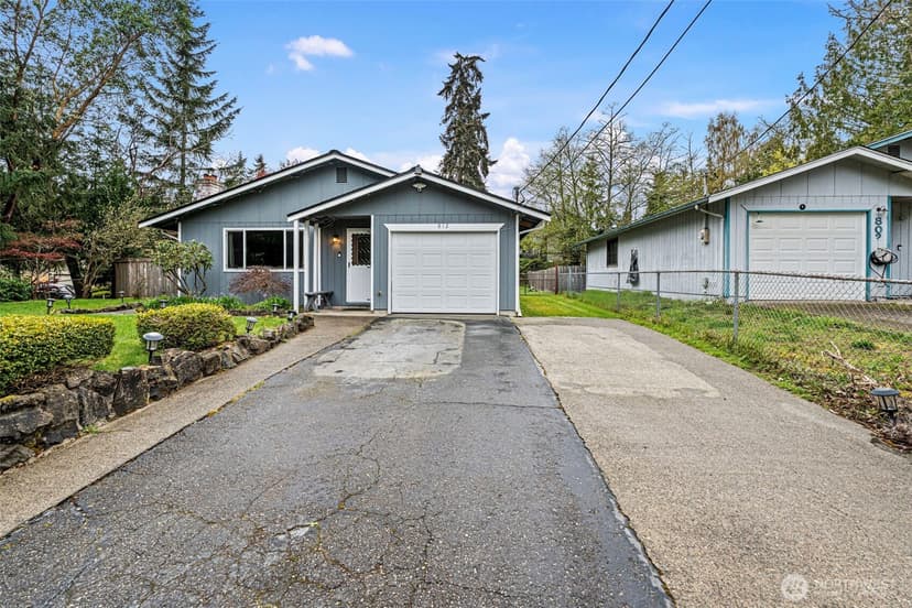 Property photo for 812 California Avenue SE, Port Orchard photo 28