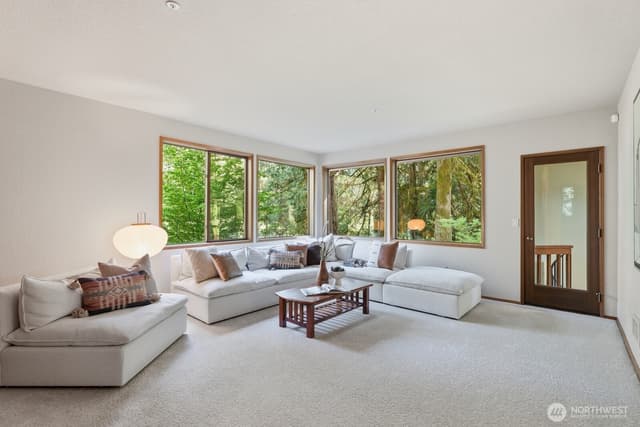 Property photo for 19816 233rd Avenue NE, Woodinville photo 4