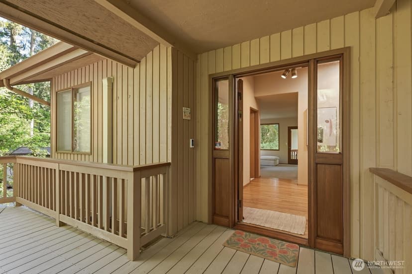 Property photo for 19816 233rd Avenue NE, Woodinville photo 2