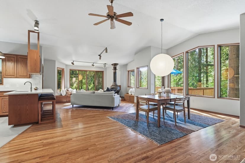 Property photo for 19816 233rd Avenue NE, Woodinville photo 8