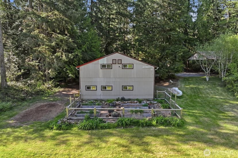 Property photo for 19816 233rd Avenue NE, Woodinville photo 34