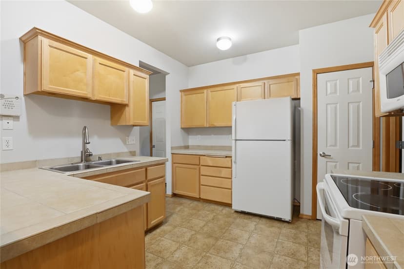 Property photo for 8017 Custer Road SW #A1, Lakewood photo 13