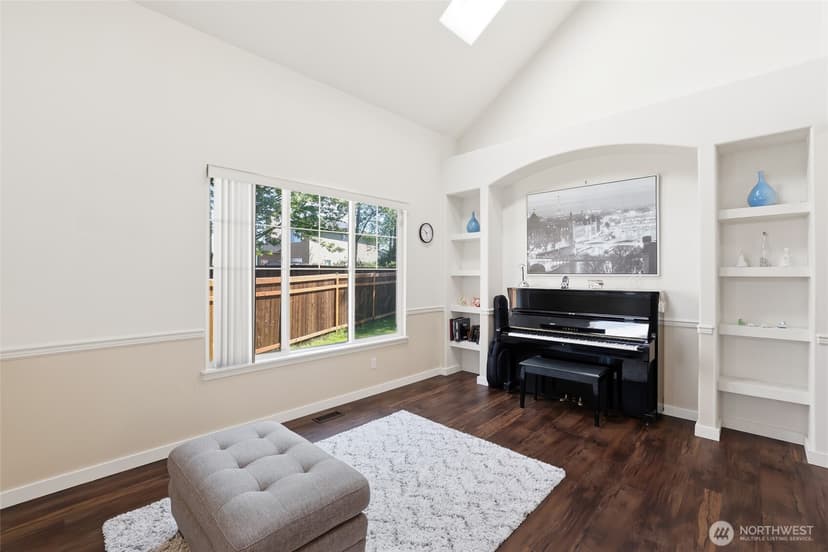 Property photo for 34516 16th Avenue SW, Federal Way photo 5