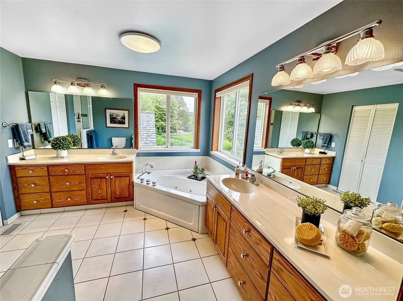 Property photo for 15210 106th Street E, Puyallup photo 28