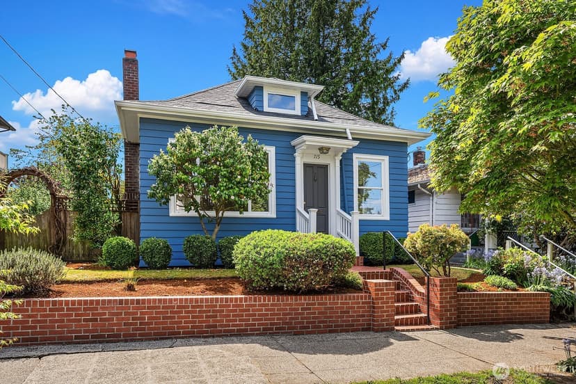 Property photo for 715 N 72nd Street, Seattle