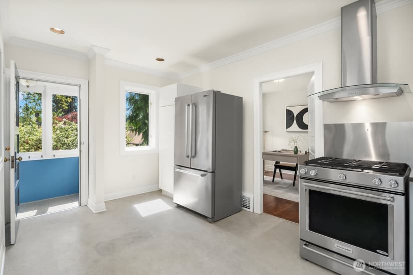 Property photo for 715 N 72nd Street, Seattle photo 13
