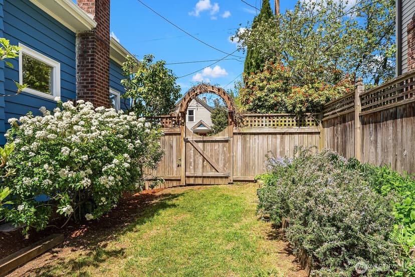 Property photo for 715 N 72nd Street, Seattle photo 31