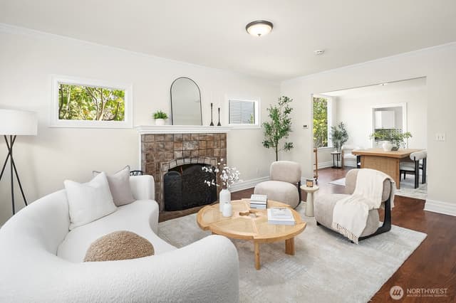 Property photo for 715 N 72nd Street, Seattle photo 4