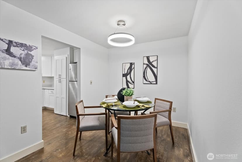 Property photo for 12221 100th Avenue NE #B102, Kirkland photo 6