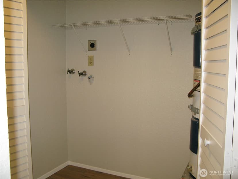Property photo for 710 10th Street NE #D, Auburn photo 7