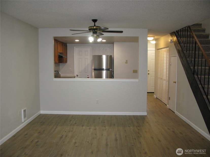 Property photo for 710 10th Street NE #D, Auburn photo 6