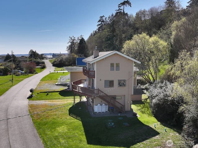 Property photo for 3837 Driftwood Drive, Clinton photo 5