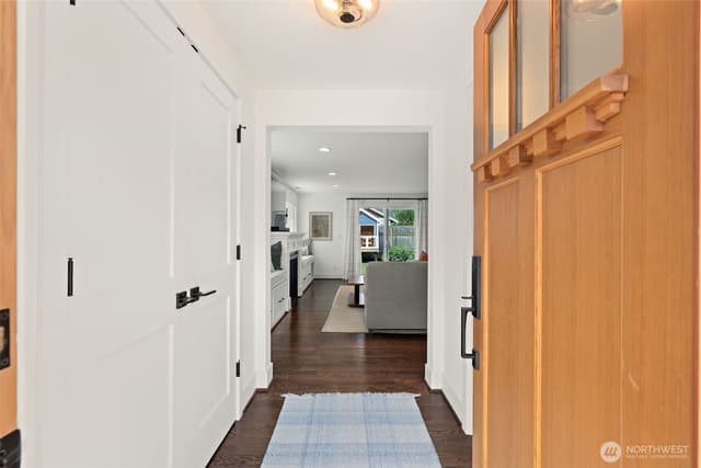 Property photo for 4129 19th Avenue SW, Seattle photo 3