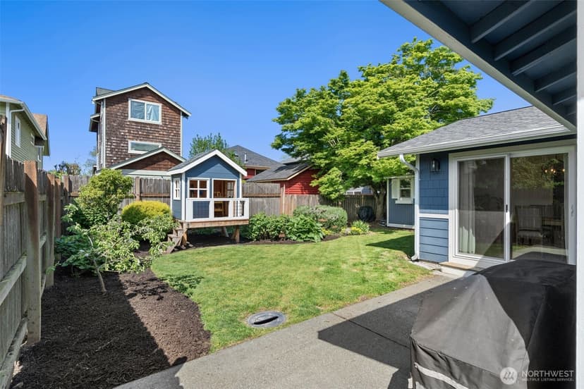 Property photo for 4129 19th Avenue SW, Seattle photo 26