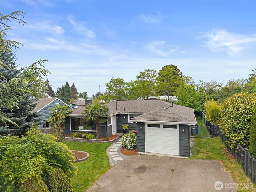 Property photo for 11303 14th Avenue SW, Seattle photo 30