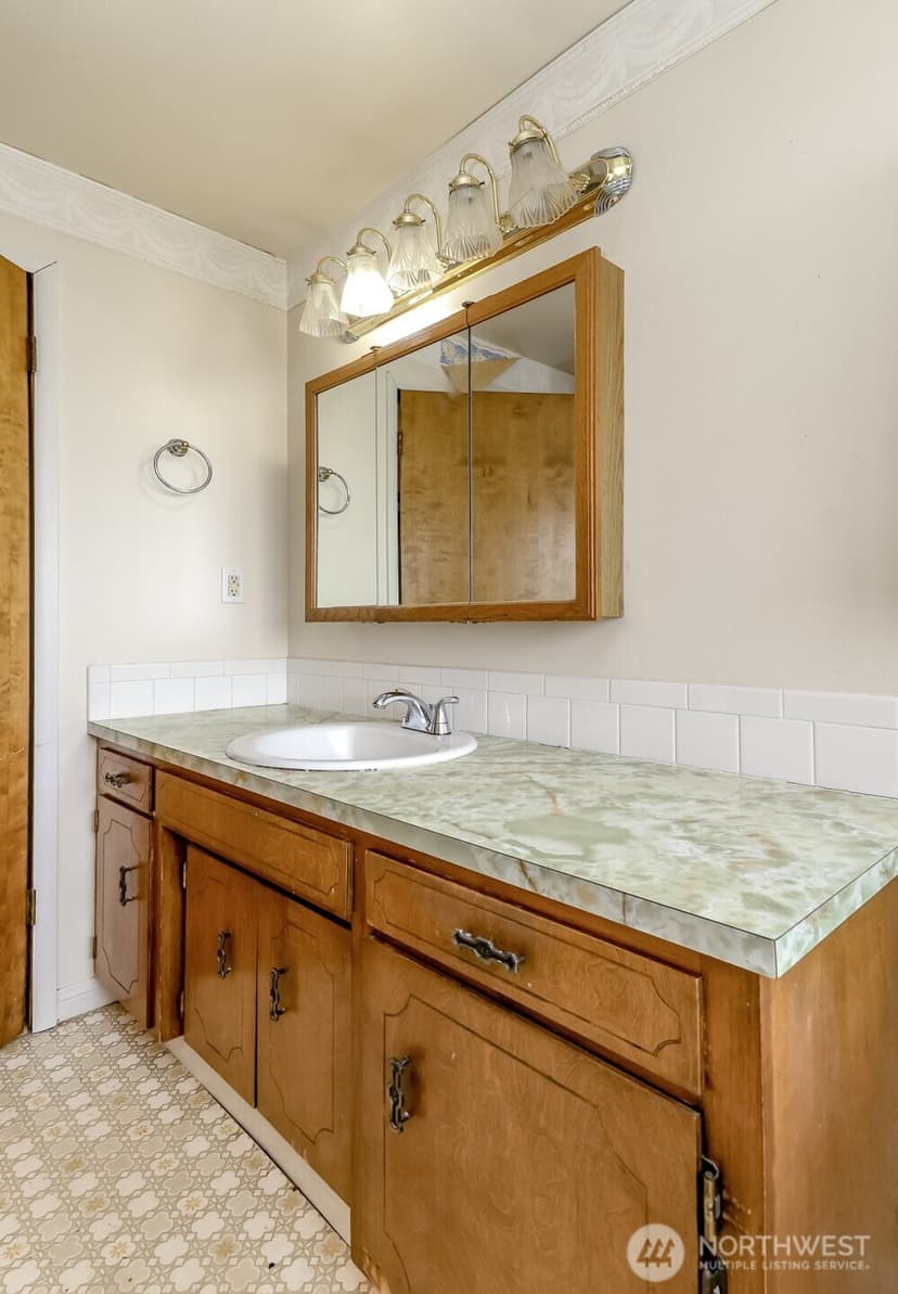 Property photo for 10716 102nd Street SW, Tacoma photo 20