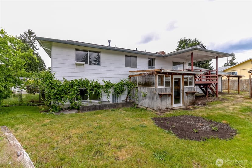 Property photo for 10716 102nd Street SW, Tacoma photo 23
