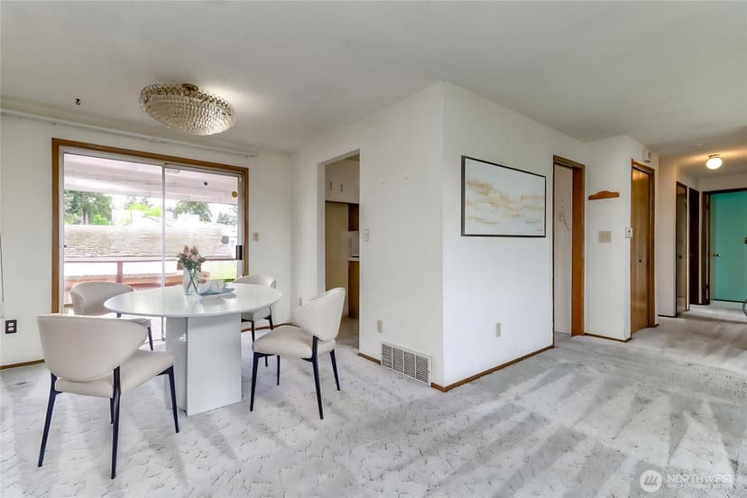 Property photo for 10716 102nd Street SW, Tacoma photo 13