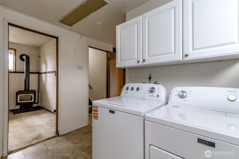 Property photo for 10716 102nd Street SW, Tacoma photo 17