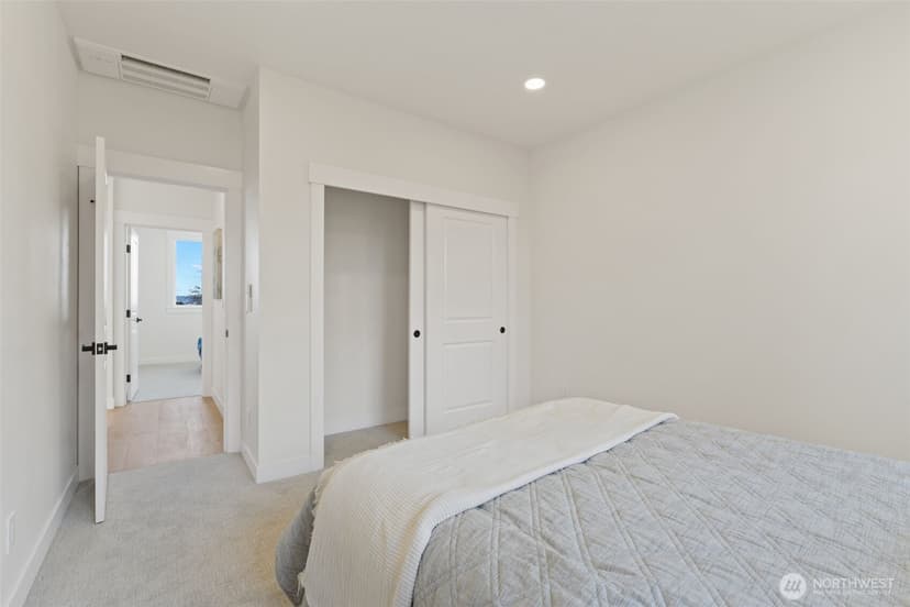 Property photo for 6008 34th Avenue NW, Seattle photo 22