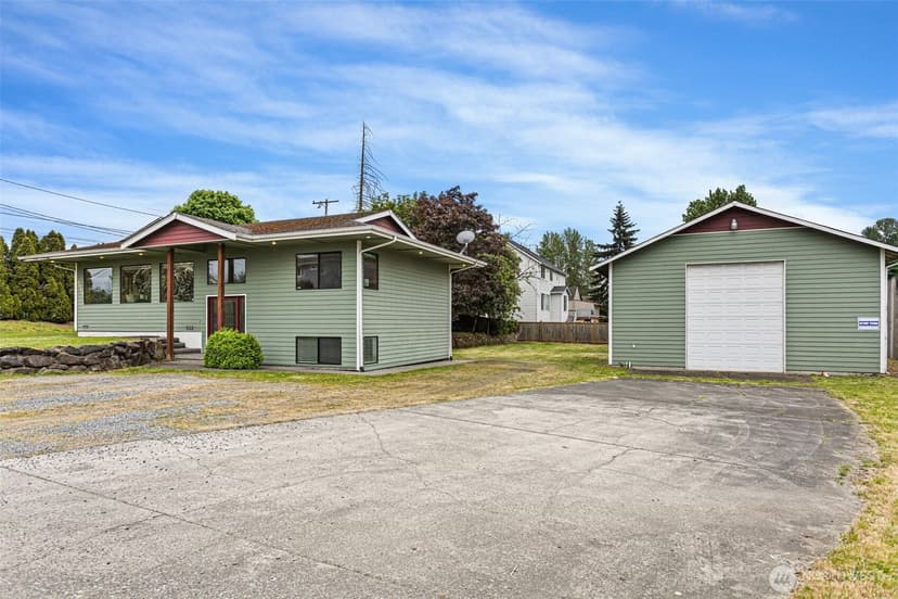 Property photo for 5011 S 138th Street, Tukwila photo 4