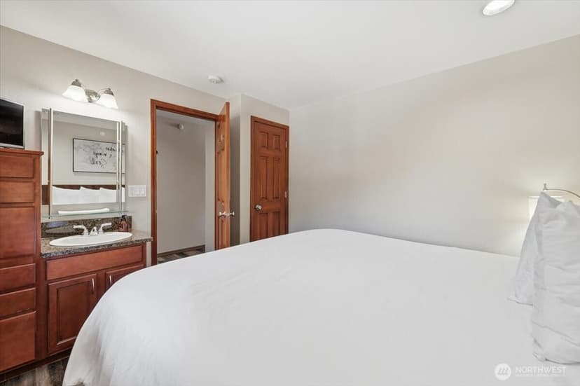 Property photo for 322 W Woodin Avenue #642, Chelan photo 19