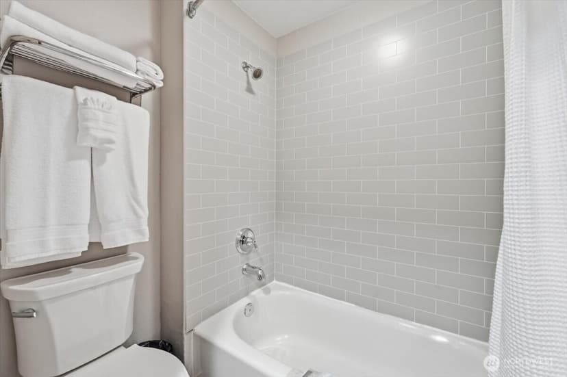Property photo for 322 W Woodin Avenue #642, Chelan photo 23