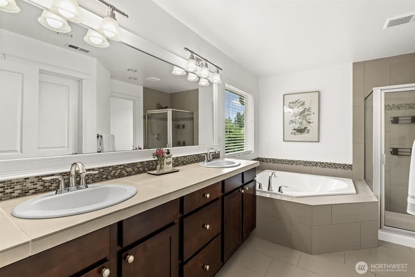 Property photo for 13914 101st Avenue Ct NW, Gig Harbor photo 32