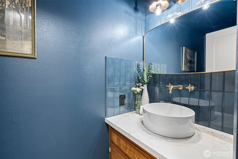 Property photo for 7559 Dowerdell Lane W, Lakewood photo 15