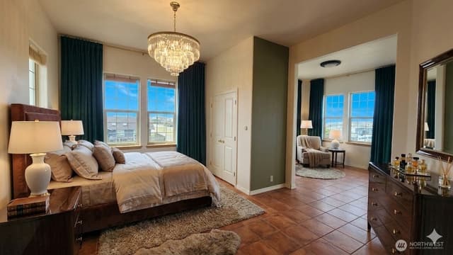 Property photo for 1140 Ocean Shores Boulevard SW, Ocean Shores photo 3