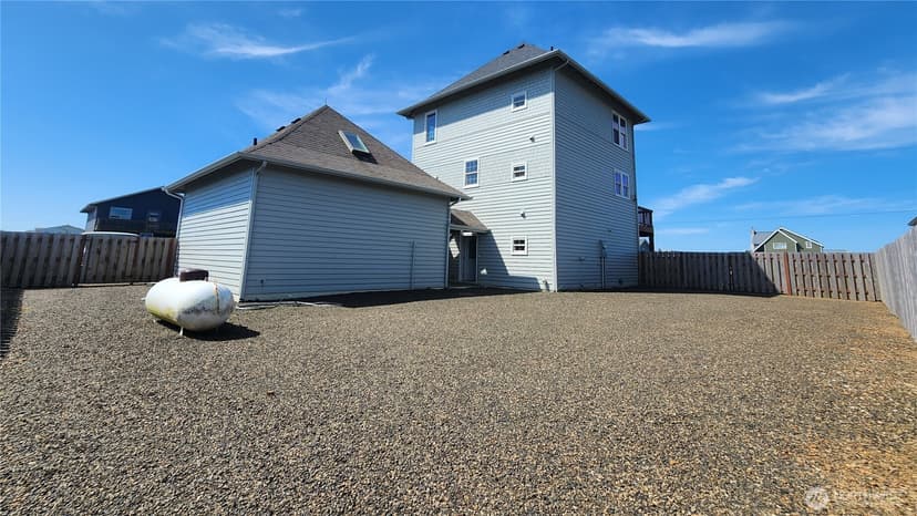 Property photo for 1140 Ocean Shores Boulevard SW, Ocean Shores photo 34