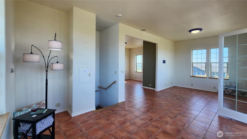 Property photo for 1140 Ocean Shores Boulevard SW, Ocean Shores photo 6