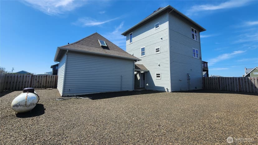 Property photo for 1140 Ocean Shores Boulevard SW, Ocean Shores photo 35