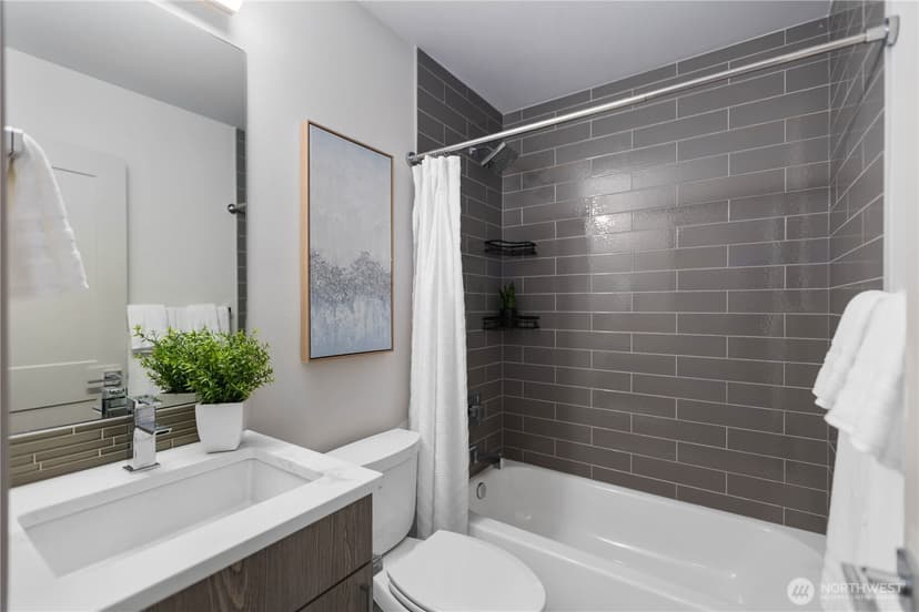 Property photo for 2227 NW 60TH Street #B, Seattle photo 9