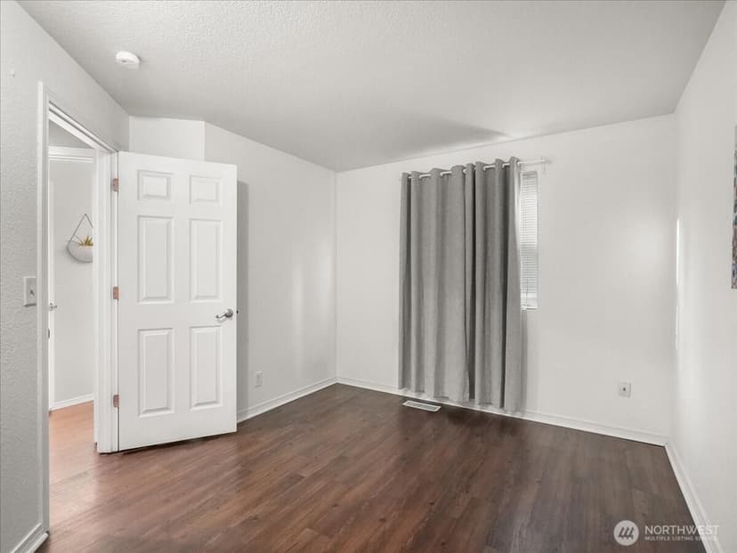 Property photo for 28123 230 Avenue SE, Maple Valley photo 18