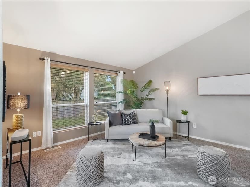 Property photo for 28123 230 Avenue SE, Maple Valley photo 6