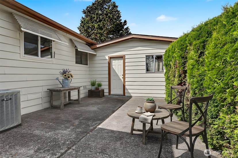 Property photo for 23809 Lake Drive E, Bothell photo 27