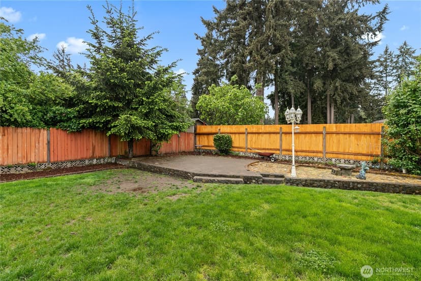 Property photo for 15902 Woodland Avenue E, Puyallup photo 18
