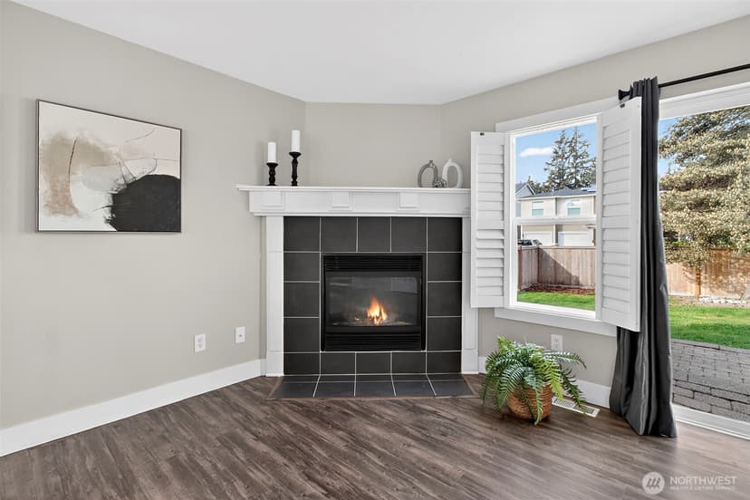Property photo for 24216 237th Way SE, Maple Valley photo 8