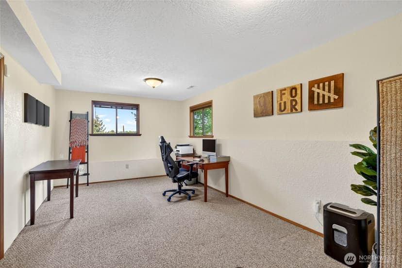 Property photo for 13463 64th Terrace NE, Kirkland photo 34