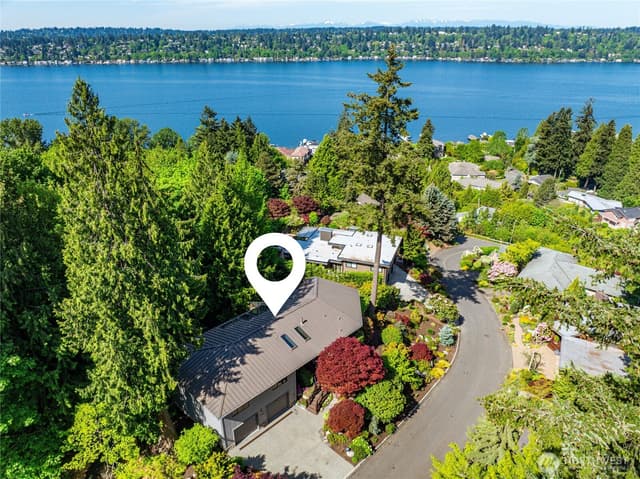 Property photo for 13463 64th Terrace NE, Kirkland photo 2