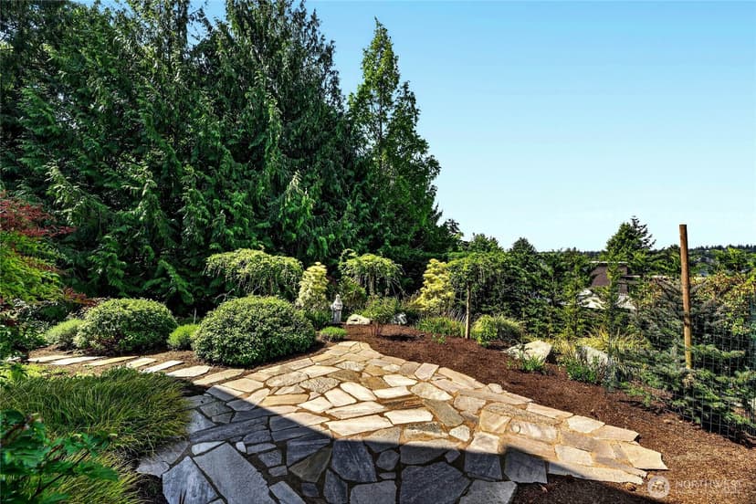 Property photo for 13463 64th Terrace NE, Kirkland photo 32