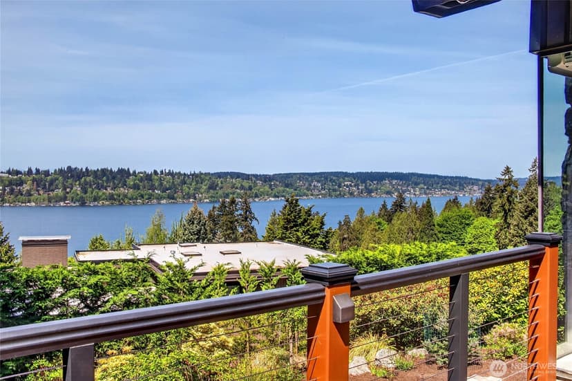 Property photo for 13463 64th Terrace NE, Kirkland photo 19