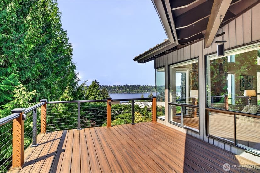 Property photo for 13463 64th Terrace NE, Kirkland photo 17