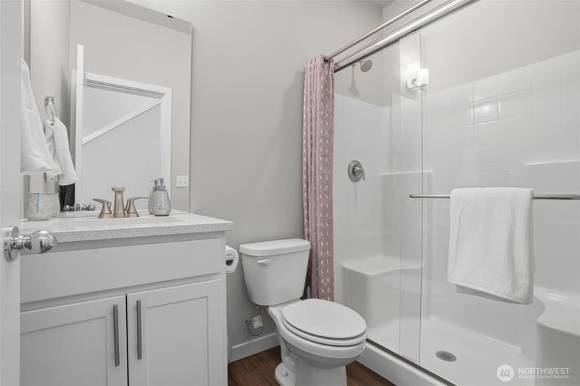 Property photo for 10314 113th Street Ct SW, Lakewood photo 9