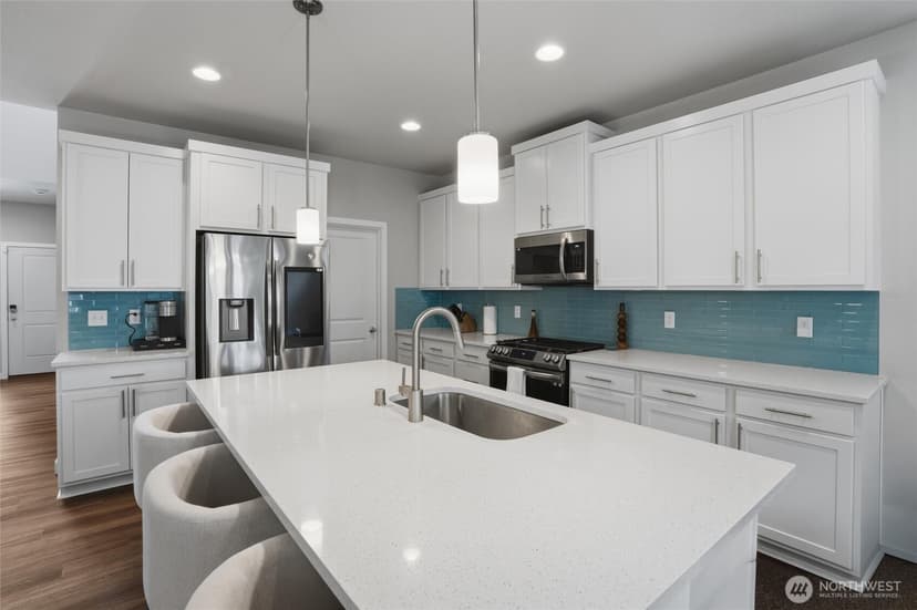 Property photo for 10314 113th Street Ct SW, Lakewood photo 11