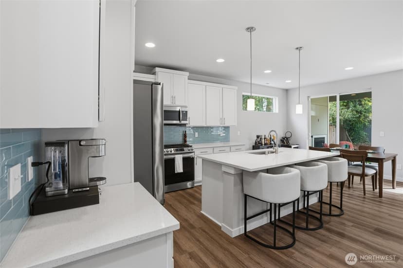 Property photo for 10314 113th Street Ct SW, Lakewood photo 10