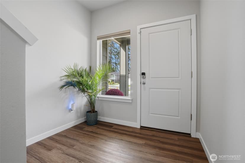 Property photo for 10314 113th Street Ct SW, Lakewood photo 6